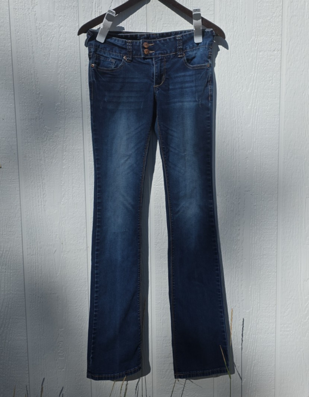 Vanity Women’s Stretch Slim Bootcut Jeans Dark Wash Actual 29x32 Good